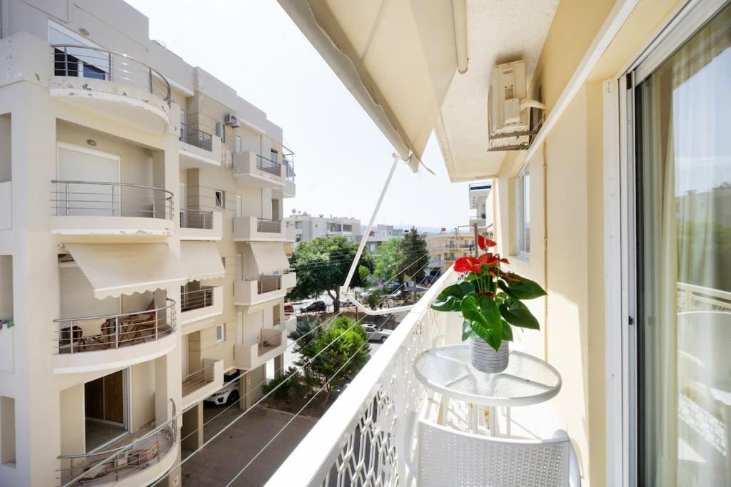 Steps From The Beach Aprt خانيا المظهر الخارجي الصورة