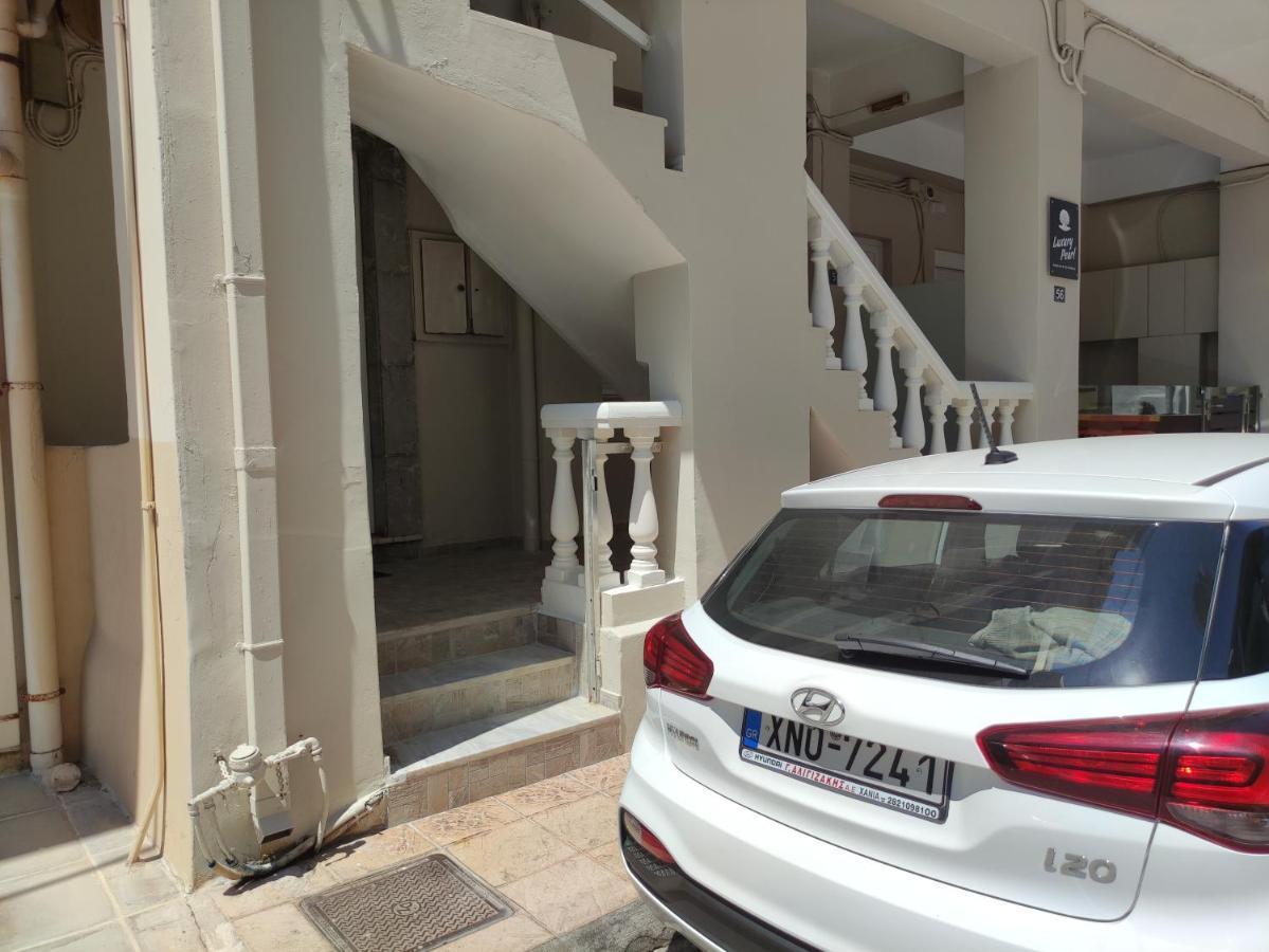 Steps From The Beach Aprt خانيا المظهر الخارجي الصورة
